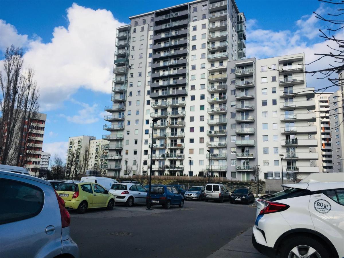 Sunny Sleeps 4 By The Beach With Garden Patio - Gdansk Przymorzeアパートメント エクステリア 写真